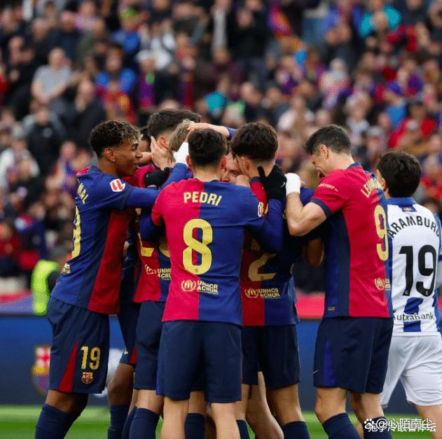 英超球队曼联客场挫败巴塞罗那
